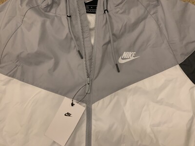 Nike Men's XXL Windrunner Black Hooded Full-Zip Windbreaker Jacket