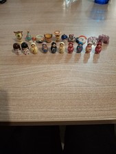 Lot 20 Feves Poupée Russe , Chinoise, Pots, Masque...