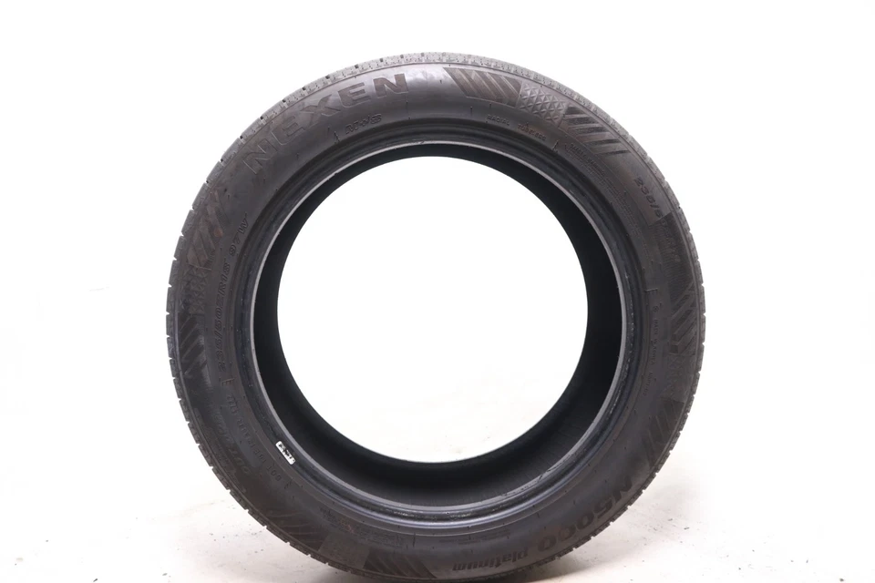 Juego de 2 Nexen N5000 Platinum 235/50ZR18 usados - 97W - 8-8,5/32 sin reparaciones Foto 4 de 4