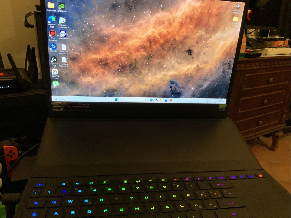 ASUS ROG Zephyrus Duo 15 SE – Ryzen 9 5900HX | RTX 3080 | 32 GB RAM | 1 TB Ssd - Immagine 2 di 3