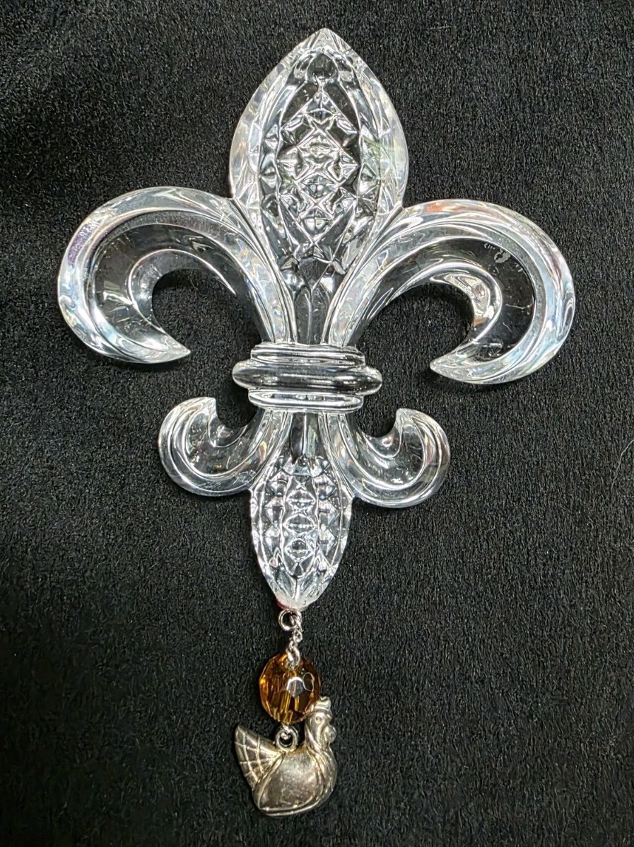 Waterford 2009 3 French Hens 12 Days Charm Ornament Fleur De Lis Display Stand
