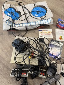 HUGE Nintendo NES Lot - 31 games; Console; Controllers; Gun; Turbo Stick