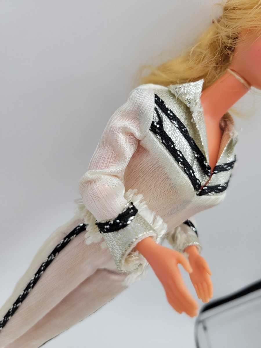 ヴィンテージBarbie Mattel Barbie 1966 Head 1990 Purple Eyes Brown Hair | eBay
