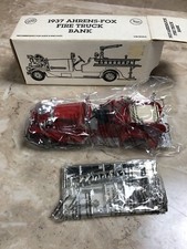 BNIB 1991 Ertl 1926 Seagrave Fire Truck Bank 1/30 Scale Dubuque Fire Dept P