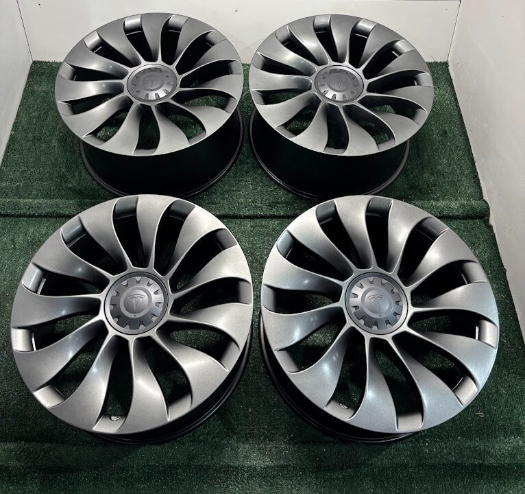 Tesla 21インチタイヤホイール 4本セット Staggered Set 21