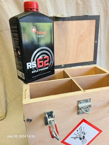 RS Reloader Swiss Nitro Gunpowder 4 Stück 1kg Flasche Pulver Aufbewahrungsbox - Bild 5 von 8
