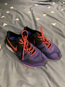 purple nike trainers mens
