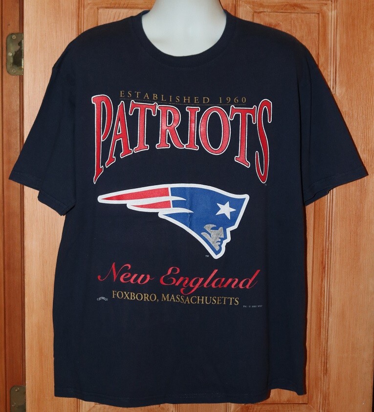 VINTAGE NEW ENGLAND PATRIOTS XL T-SHIRT LEE SPORT NFL 90's Made in