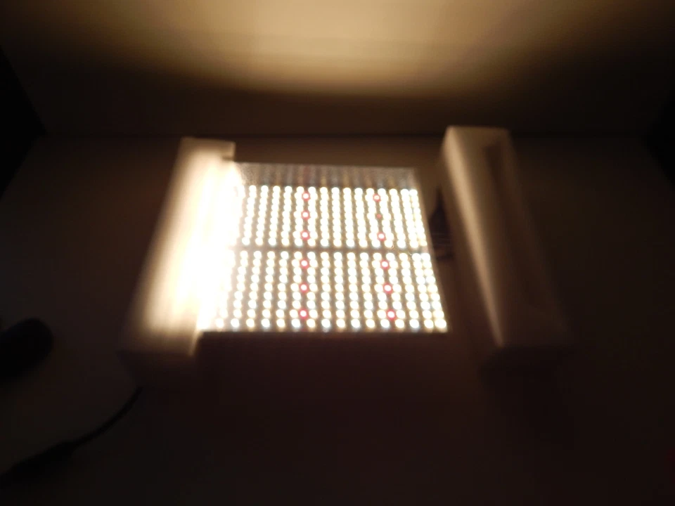 MARS HYDRO TS-1000 Led Grow Light with Timer & Thermometer -NEW (IWJ13) - Image 3 of 4