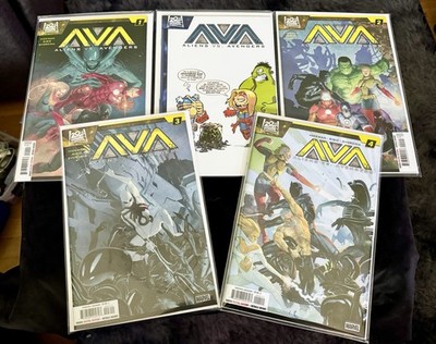 Aliens vs Avengers #1-4 COMPLETE SET + #1Skottie Young Variant NM Marvel Hickman