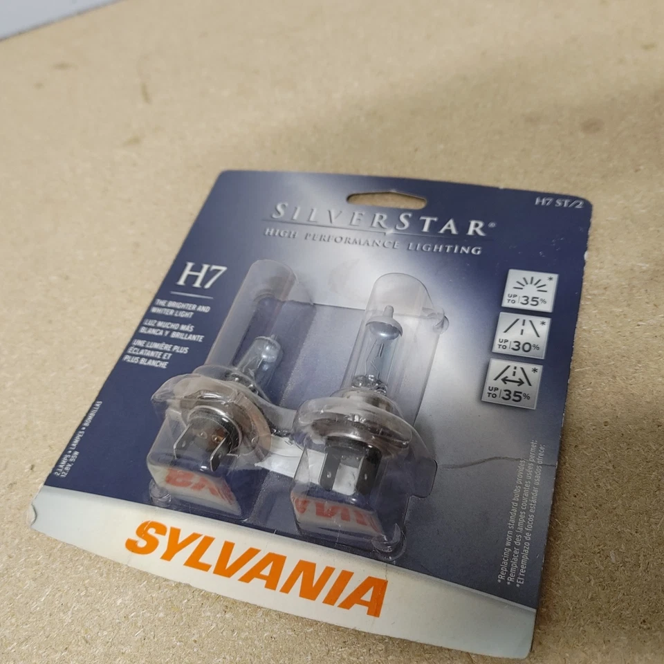 Sylvania H7 SilverStar High Performance Halogen Headlight Pair Set 2 Bulbs Foto 3 de 4