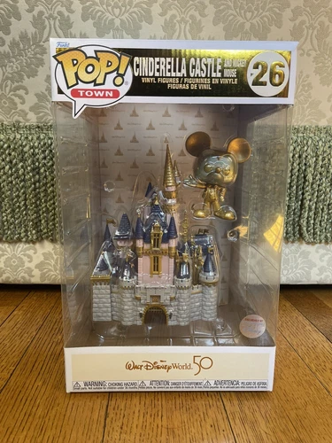 Funko Walt Disney World 50th Anniversary Cinderella Castle & Gold Mickey IN HAND