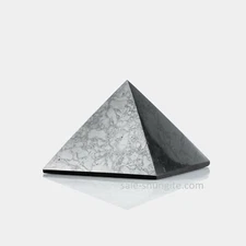 Polished shungite pyramid 80x80mm 3,15" Karelia EMF protection