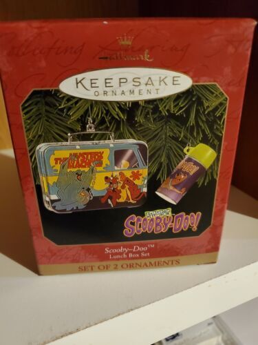 Retired WILTON Blue Iridescent SCOOBY DOO Mini Treats Metal Retired WILTON Blue Iridescent SCOOBY DOO Mini Treats Metal