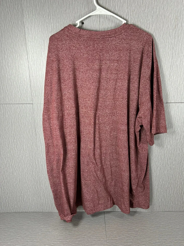 Camiseta para hombre Rocawear jaspeada borgoña cuello en V talla 5X grande y alta Foto 3 de 3