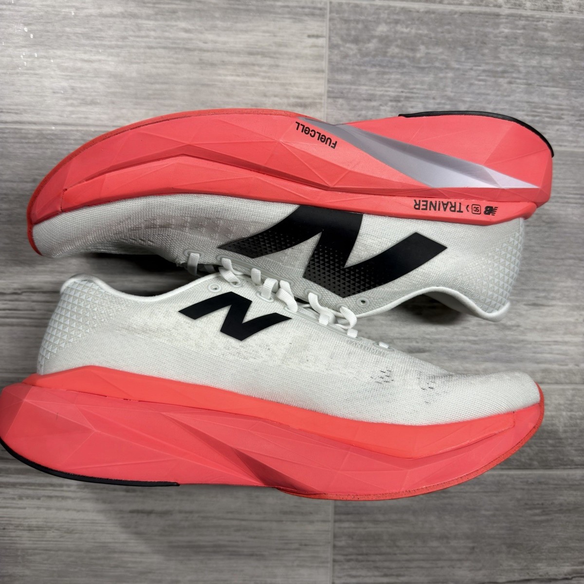New Balance Fuelcell SuperComp Trainer v3 Men's 13D Urgent Red Sea Salt MRCXY4 View 6
