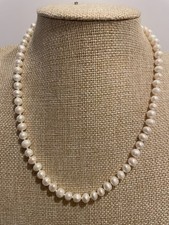 White pearl Pearl Necklace Sterling Silver Cl...