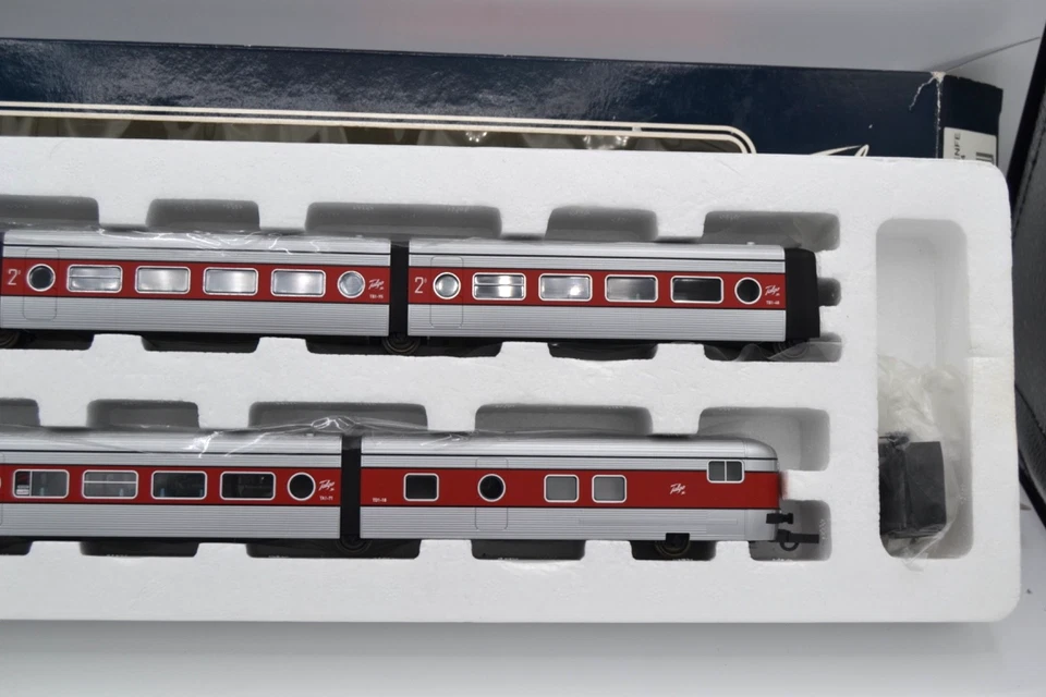 ELECTROTREN 3301K COFFRET RAME TALGO III 6 VOITURES RENFE HO - Photo 3/4