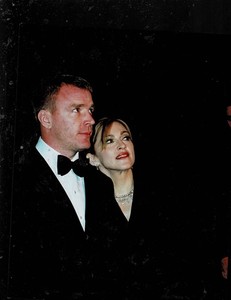 SUPER RARE!! 8x10 VINTAGE ORIGINAL MADONNA AND second husband Guy Ritchie PUBLIC