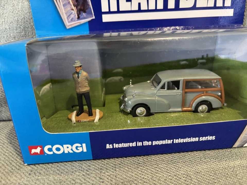 NEW Heartbeat Corgi Morris Minor Traveller & Oscar Blaketon Figure Boxed - Image 2 of 4