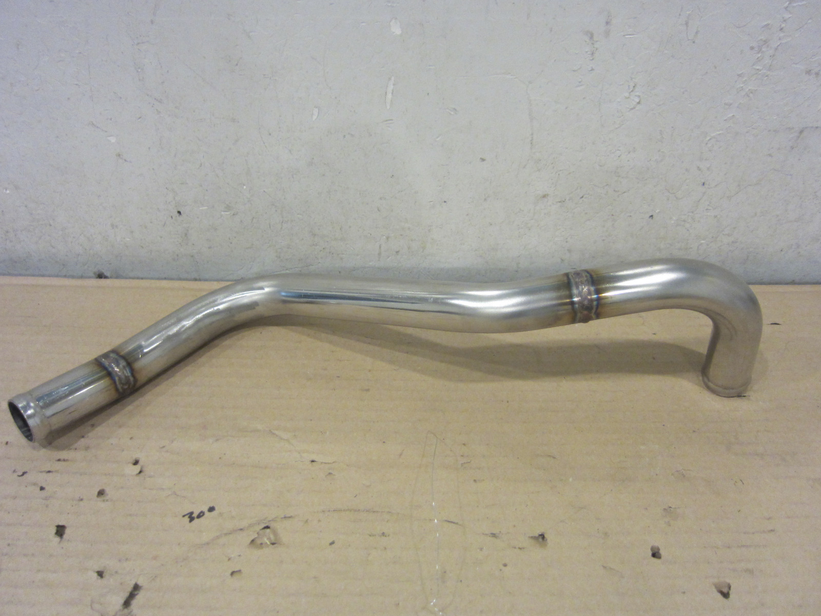 Ferrari 246 - Water Cooling Pipe - Aftermarket - P/N 24610260