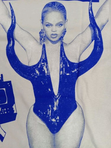 Beyoncé RWT 2023 Renaissance World Tour Heated DiscoTrap Gray T Shirt Size Small - Picture 7 of 10