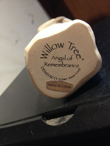 Willow Tree Angel of Remembrance - DEMDACO Susan Lordi MISSING WINGS - Picture 3 of 3