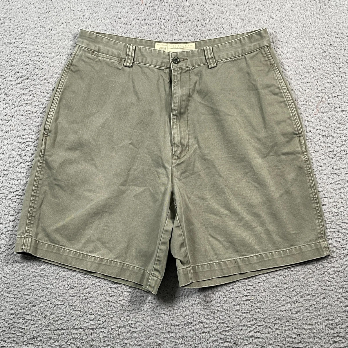 American Eagle Outfitters Men s Shorts Green 33 Khakis Cotton
