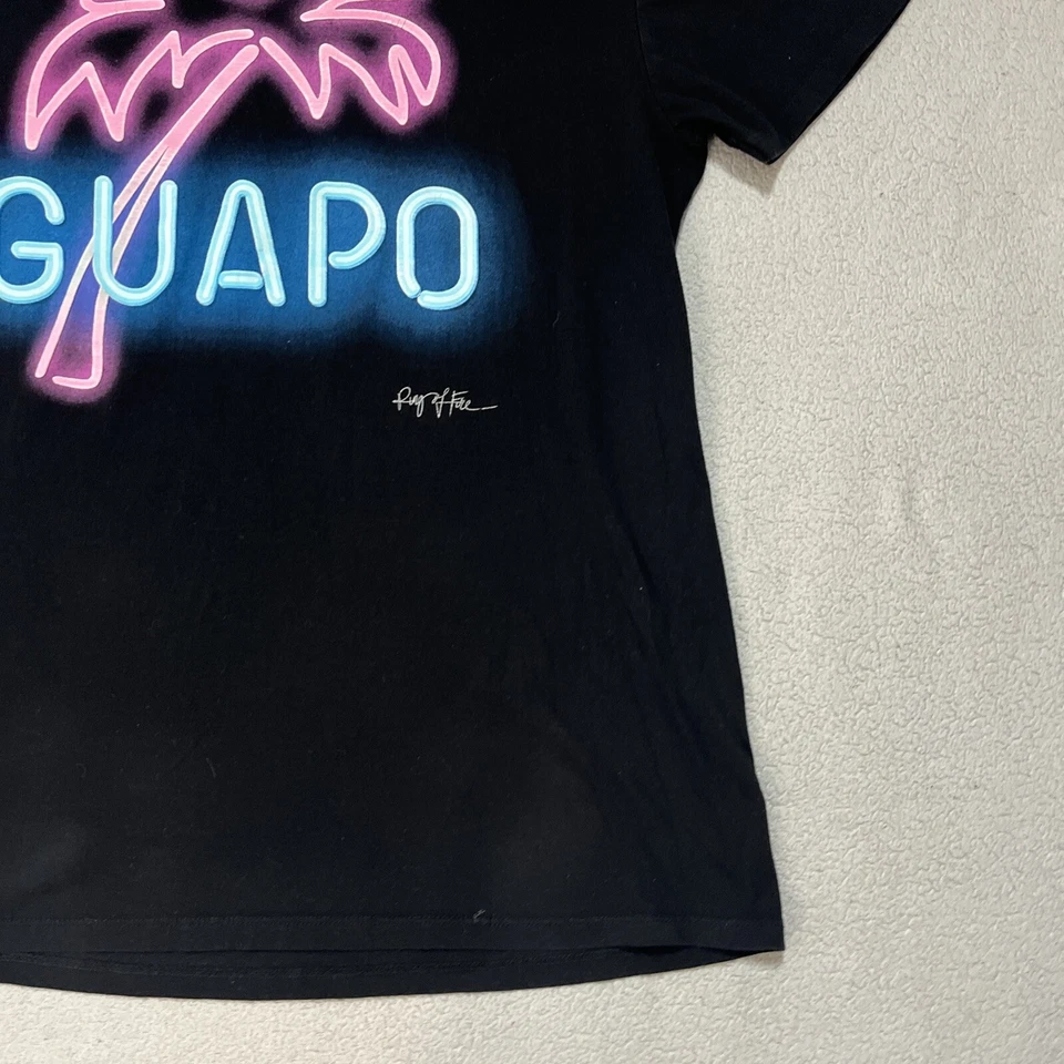 Camiseta para hombre Ring Of Fire Guapo rosa neón azul palmera gráfico negra mediana Foto 3 de 4