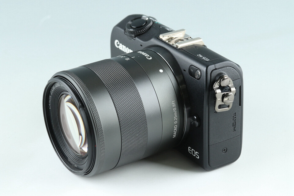 Canon EOS M5 EFS18-55mm | www.lightboxshop.com