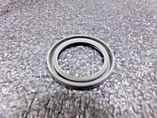 3PK Dual Lip with Spring Rotary Shaft Seal,35mm Inside/47mm Outside Dia (RC) - Picture 4 of 6
