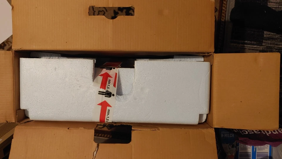 Commodore MPS 1200 P Drucker (Commodore 64 / 128) in OVP (mit Manuals) - Bild 2 von 4