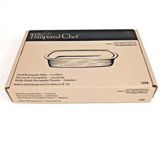 NEW BOX Pampered Chef Small Rectangular Baker Pan 1378 Cranberry 1 Quart 6 X 9