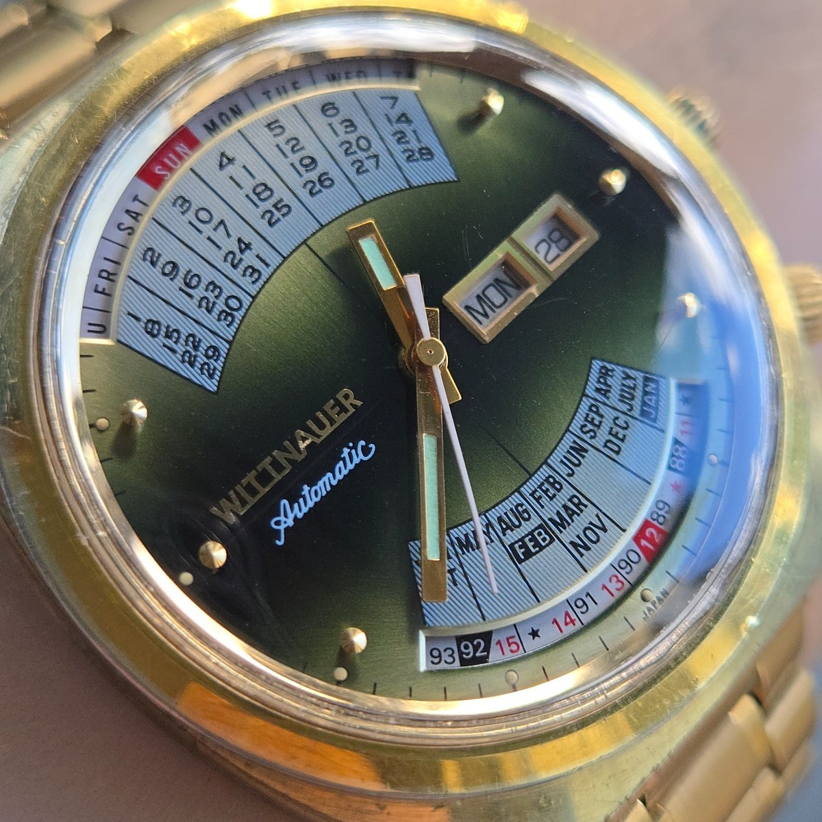 Vintage WITTNAUER 2002 Perpetual calendar men's automatic watch