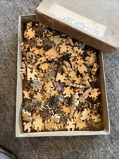Vintage Russell’s Wooden Jigsaw Puzzle 205 Pieces Made In USA 1930s Era Rare