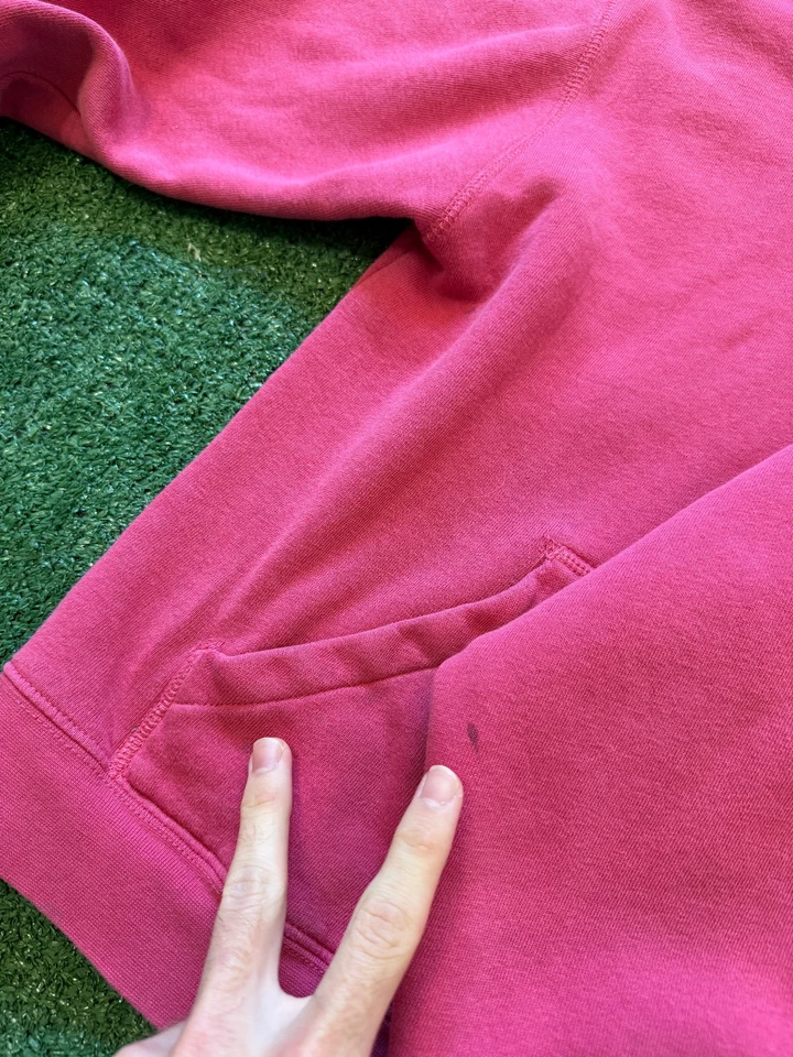 Moletom com capuz feminino vintage anos 2000 Bacardi rosa com zíper raro coração paz pequenas falhas - Imagem 3 de 4