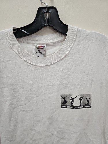 Vintage 90s NEW DANCE GROUP ARTS CENTER New York CITY SHIRT SIZE LARGE - Picture 3 of 8