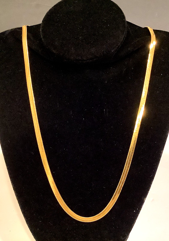 Vintage Gold Tone HERRINGBONE Silky Necklace Lobster Clasp 20 Inches