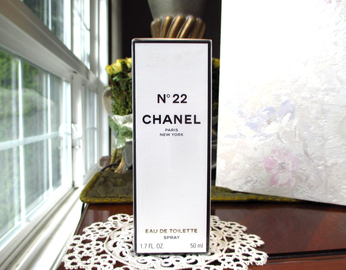 Vintage CHANEL No. 22 Eau de Toilette Perfume Spray 50ml-1.7oz Old