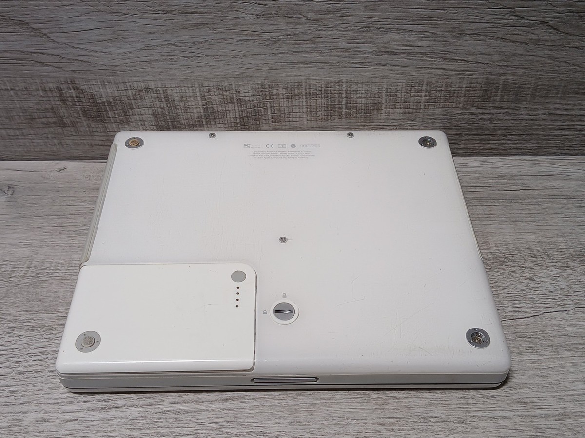 2001 Apple IBook4,1 M6497 PowerPC G3 500 MHz 256MB 67MHz MacOS X