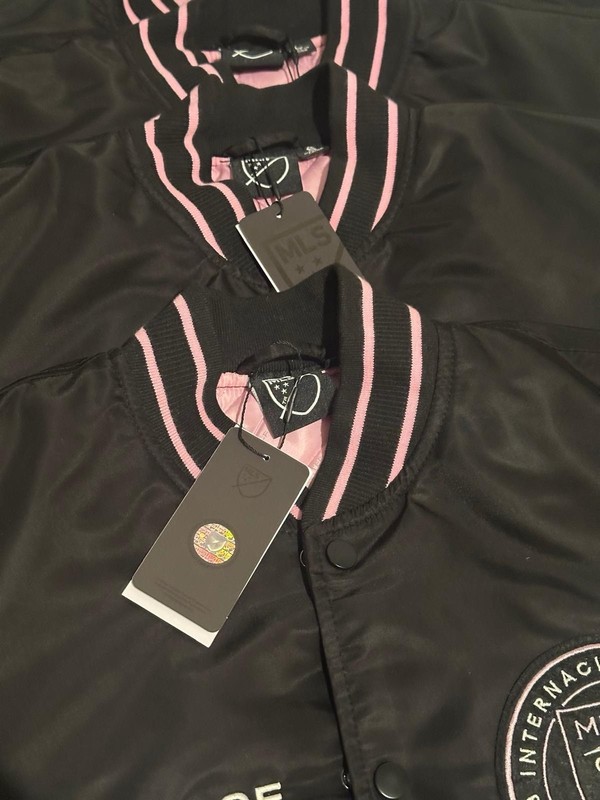 MLS Inter Miami CF Men Bomber Jacket Size Large Black full snap NWT 