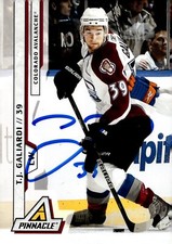 T.J. Galiardi - Signed 2010-11 Panini Pinnacle Card #146