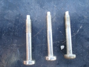 1x orig Schraube VW Bus T2 T2b Transporter Heckleuchten Rücklicht Rücklichtglas