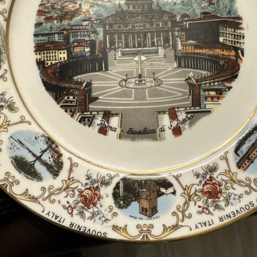 Vntg Hutschenreuther Germany Souvenir, Italy St. Peter's Basilica Gold Rim Plate - Picture 4 of 11