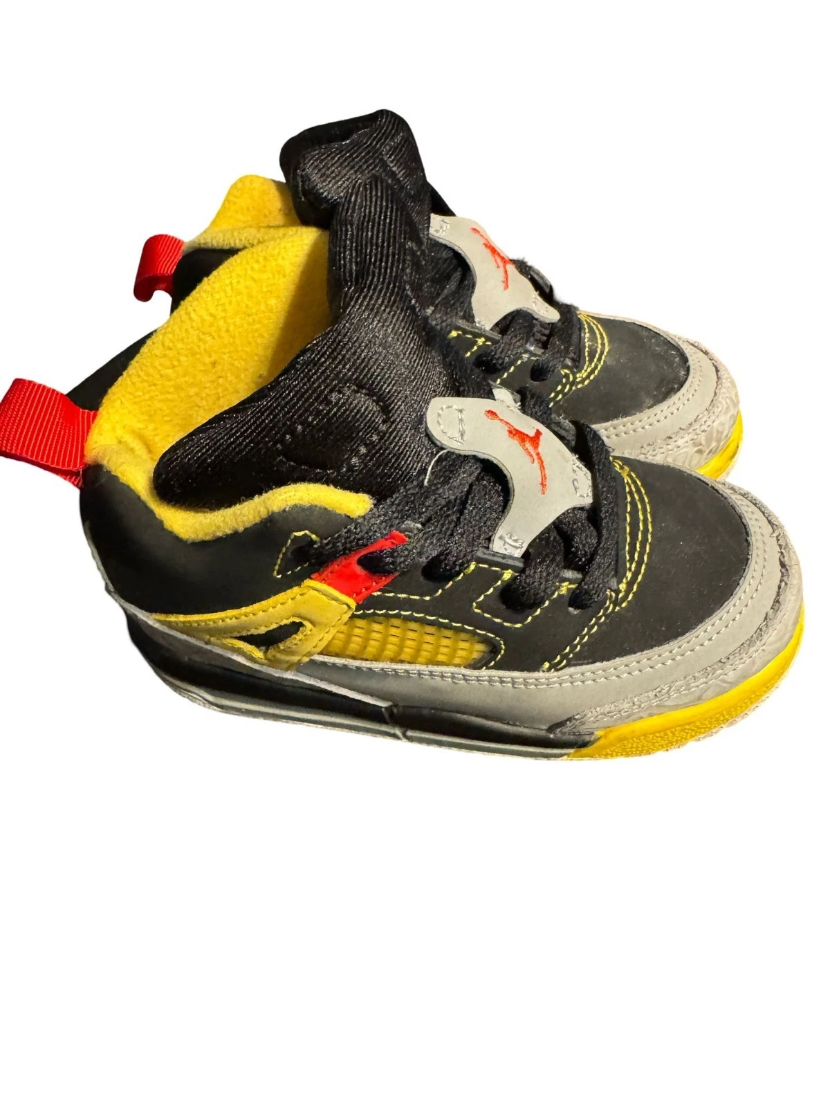 Lotto sneakers Jordan bambino taglia 4 1 2 5 7. Tuta da jogging taglia grande 12 13 anni