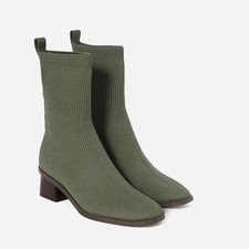 Everlane The High-Ankle Glove Boots Pull-On In ReKnit Caper Green Size 7 NWOB