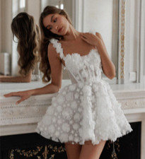 Elegant White Flower Mini Ball Dress Spaghetti Straps Lace Applique Evening Gown