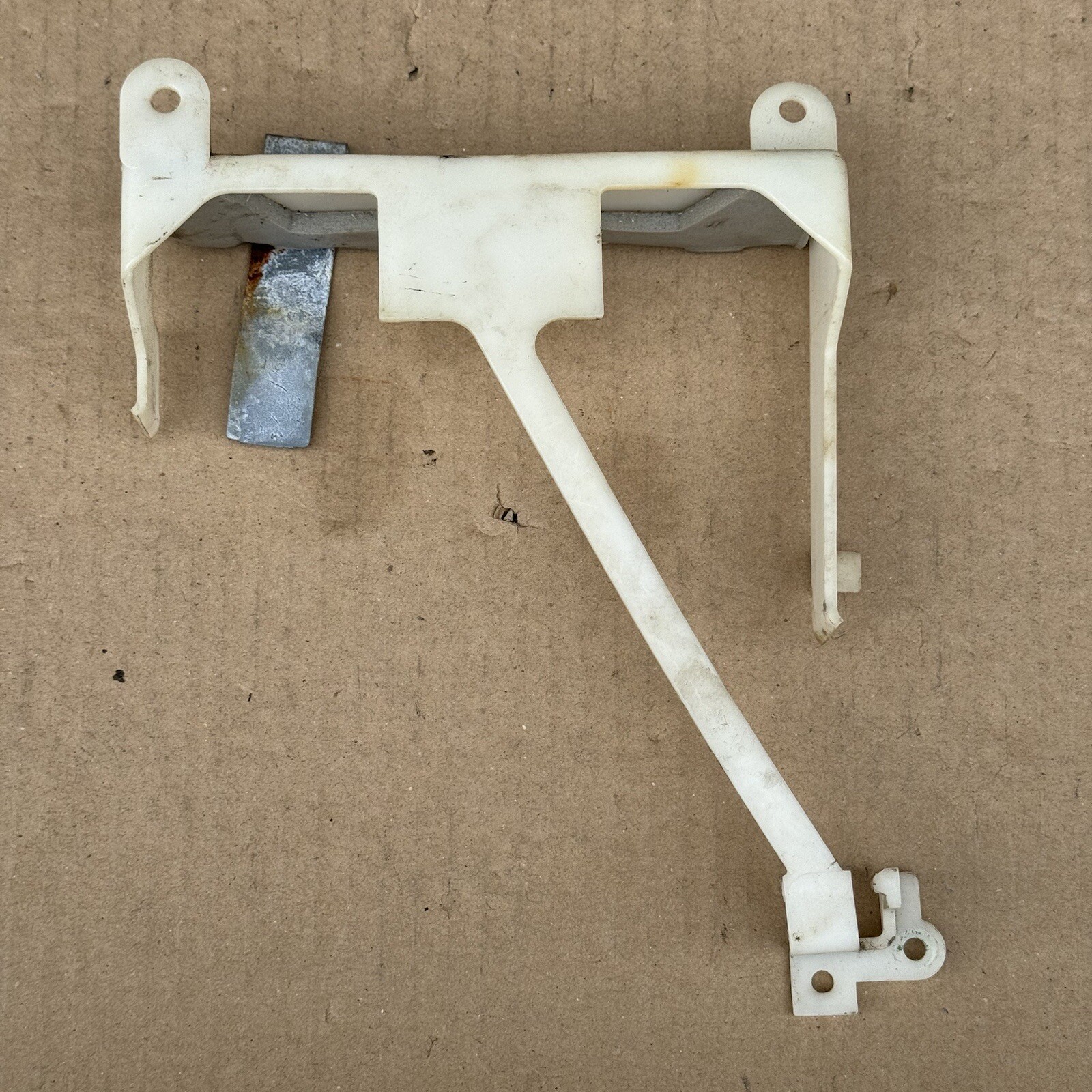 8793 Mustang Computer Bracket Brace Holder ECU ECM Foxbody 19871993