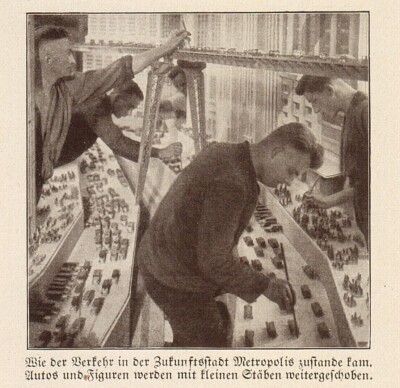 Metropolis UFA Kulisse Atelier anno 1927 - Der Verkehr in der Zukunftsstadt #2