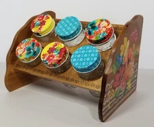 Pioneer Woman Spice Rack with 6 Jars Great Pre-owned Condition